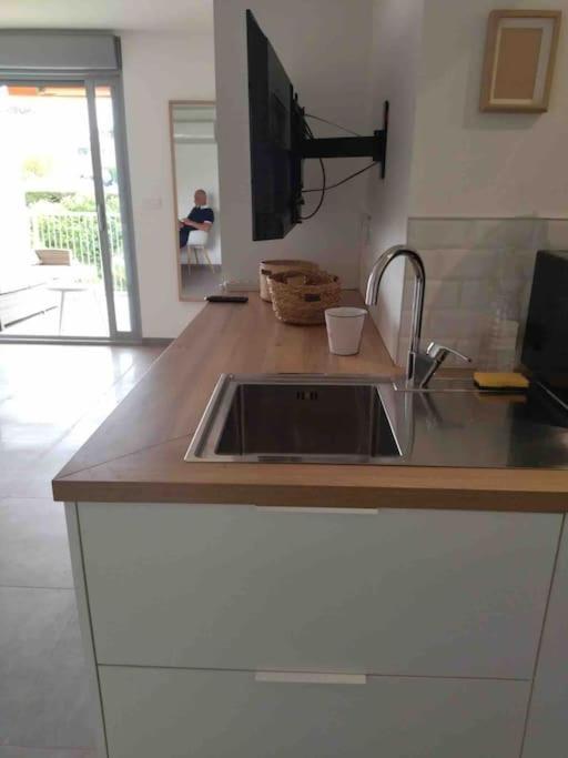 Appt St Tropez ,Magnifique T2, Piscine ,Terrasse, Emplacement Ideal ,Front De Mer, Saint-Tropez Exterior foto