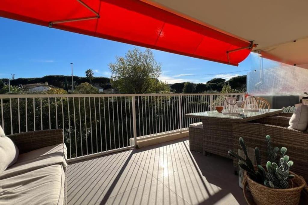 Appt St Tropez ,Magnifique T2, Piscine ,Terrasse, Emplacement Ideal ,Front De Mer, Saint-Tropez Exterior foto